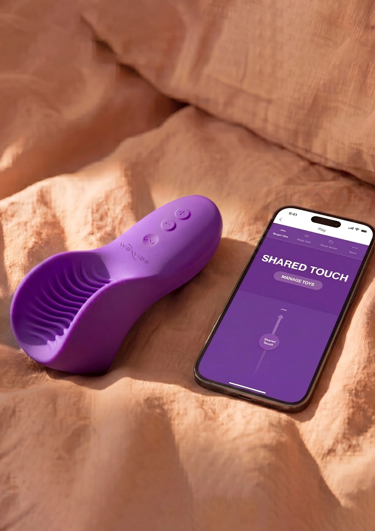 Bestel: Shared Touch Couples Grinding Vibrator by We - Vibe - bij Happytoys.nl, happytoys.be, Happytoys.ae: erotische sex webshop | liever Happy dan Easy ⭐⭐⭐⭐⭐