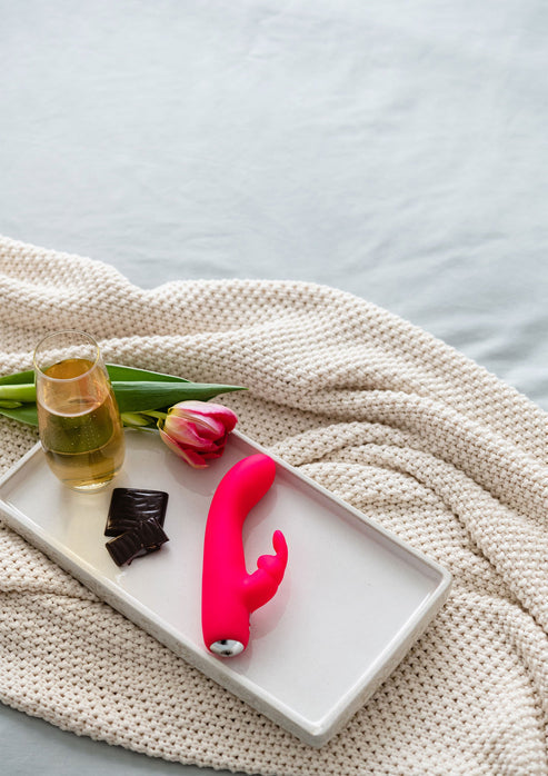 Bestel: Mini Rabbit Vibrator by Happy Rabbit - bij Happytoys.nl, happytoys.be, Happytoys.ae: erotische sex webshop | liever Happy dan Easy ⭐⭐⭐⭐⭐