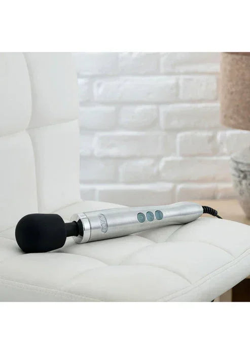 Bestel: Die Cast Metal Wand Massage by Doxy - bij Happytoys.nl, happytoys.be, Happytoys.ae: erotische sex webshop | liever Happy dan Easy ⭐⭐⭐⭐⭐
