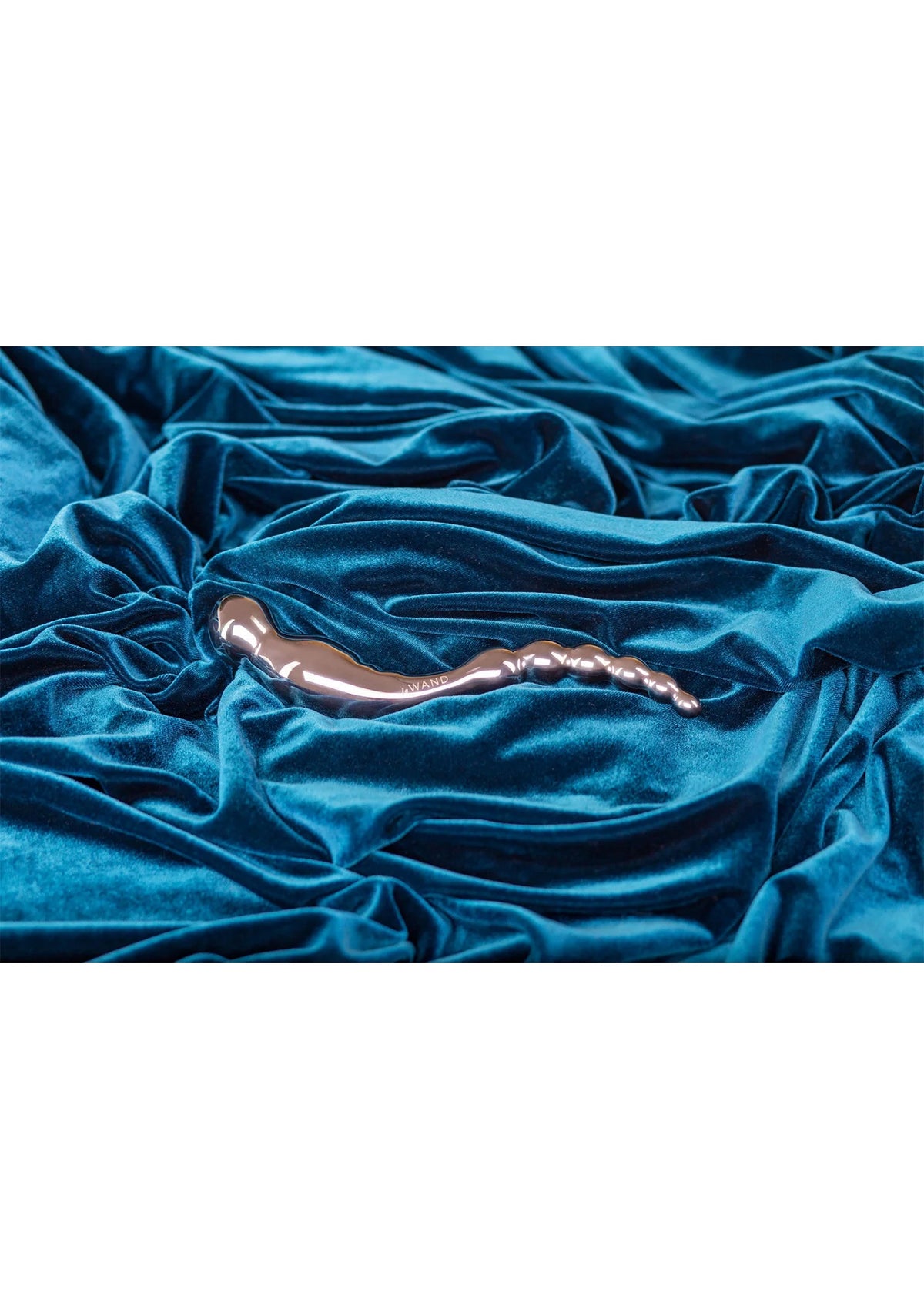 Bestel: Chrome Swerve by LeWand - bij Happytoys.nl, happytoys.be, Happytoys.ae: erotische sex webshop | liever Happy dan Easy ⭐⭐⭐⭐⭐