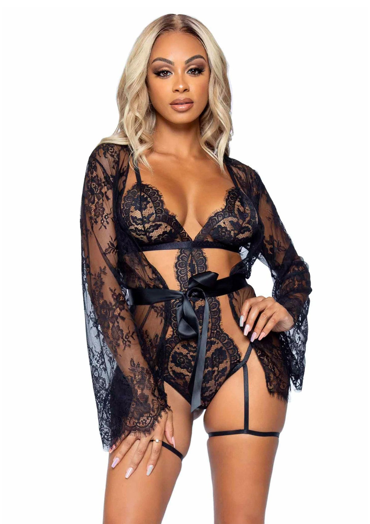 Bestel: Garter Teddy with String Back and Robe by Leg Avenue Very Sexy Lingerie - bij Happytoys.nl, happytoys.be, Happytoys.ae: erotische sex webshop | liever Happy dan Easy ⭐⭐⭐⭐⭐ - Zwart - L - 86608 - BLACK - L