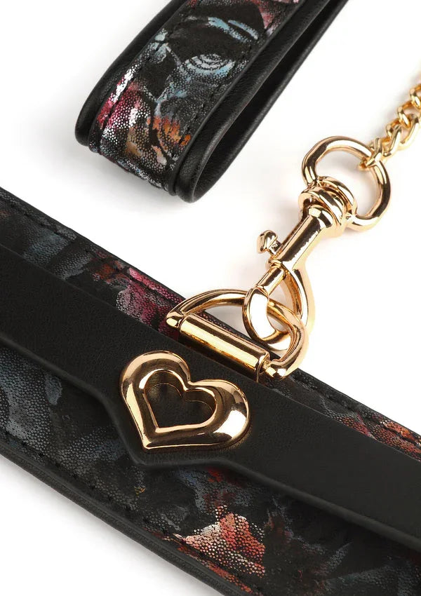 Bestel: Floral Jacquard Collar & Leash by Geisha - bij Happytoys.nl, happytoys.be, Happytoys.ae: erotische sex webshop | liever Happy dan Easy ⭐⭐⭐⭐⭐