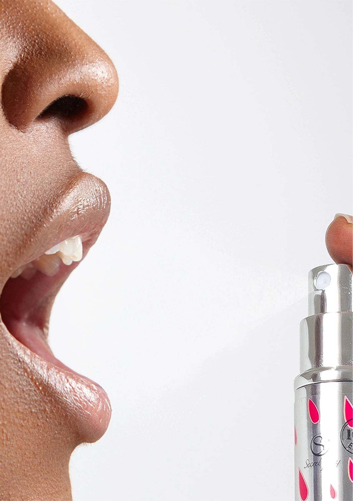 Beste vandaag nog: Oral Sex Spray 11 gr by Secret Play - bij Happytoys Sexshop: online sex shop for Feeling Happy & Easy 😊