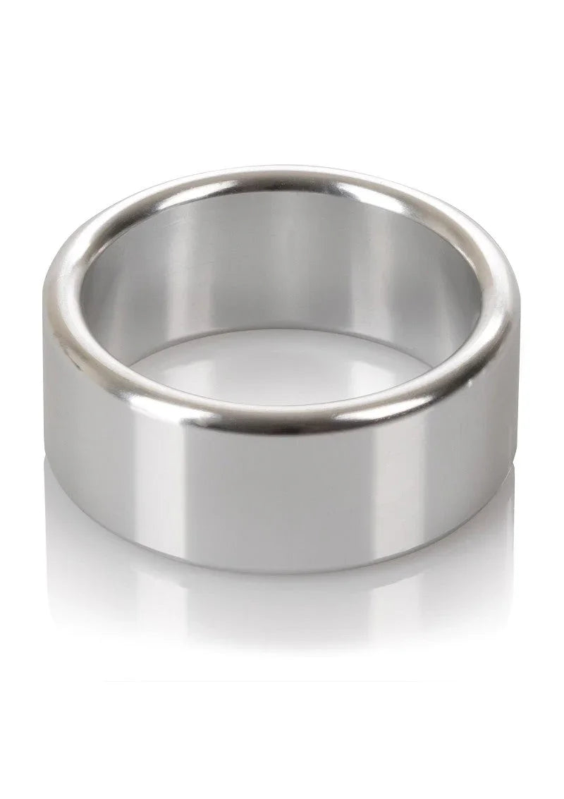 CalExotics Alloy Metallic Ring - Medium - Happytoys Sexshop: online sex shop for Feeling Happy & Easy 😊 - Discreet geleverd