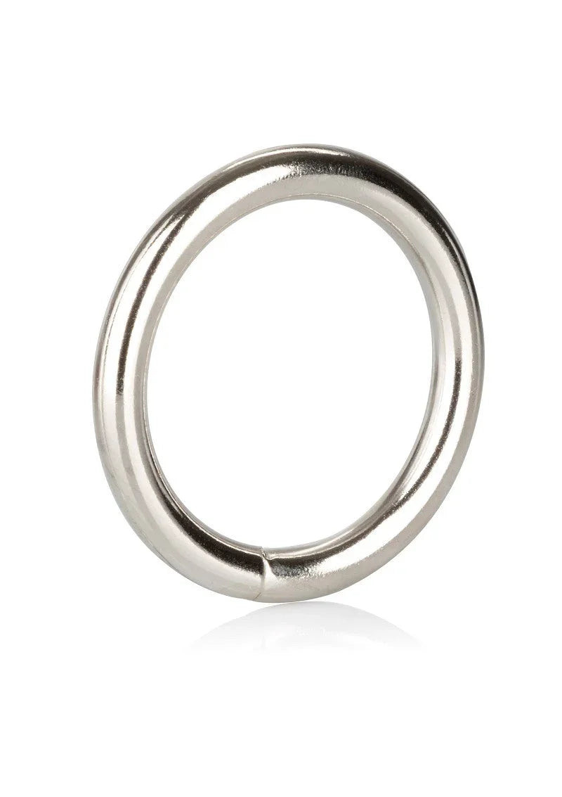 Silver Ring - Medium by CalExotics - Happytoys Sexshop: Toys for Feeling Happy & Easy 😊 - Discreet geleverd
