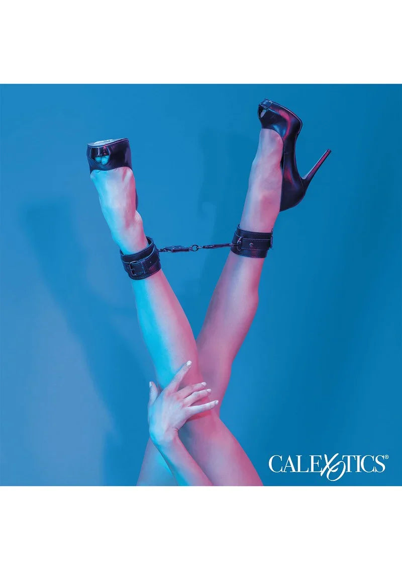 Euphoria Collection Ankle Cuffs by CalExotics - Happytoys Sexshop: Toys for Feeling Happy & Easy π - Discreet geleverd