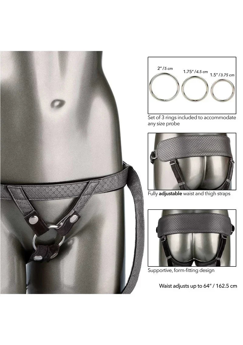 Bestel: Her Royal Harness The Royal Vibrating Pegging Strap On set by CalExotics - bij Happytoys.nl, happytoys.be, Happytoys.ae: erotische sex webshop | liever Happy dan Easy ⭐⭐⭐⭐⭐