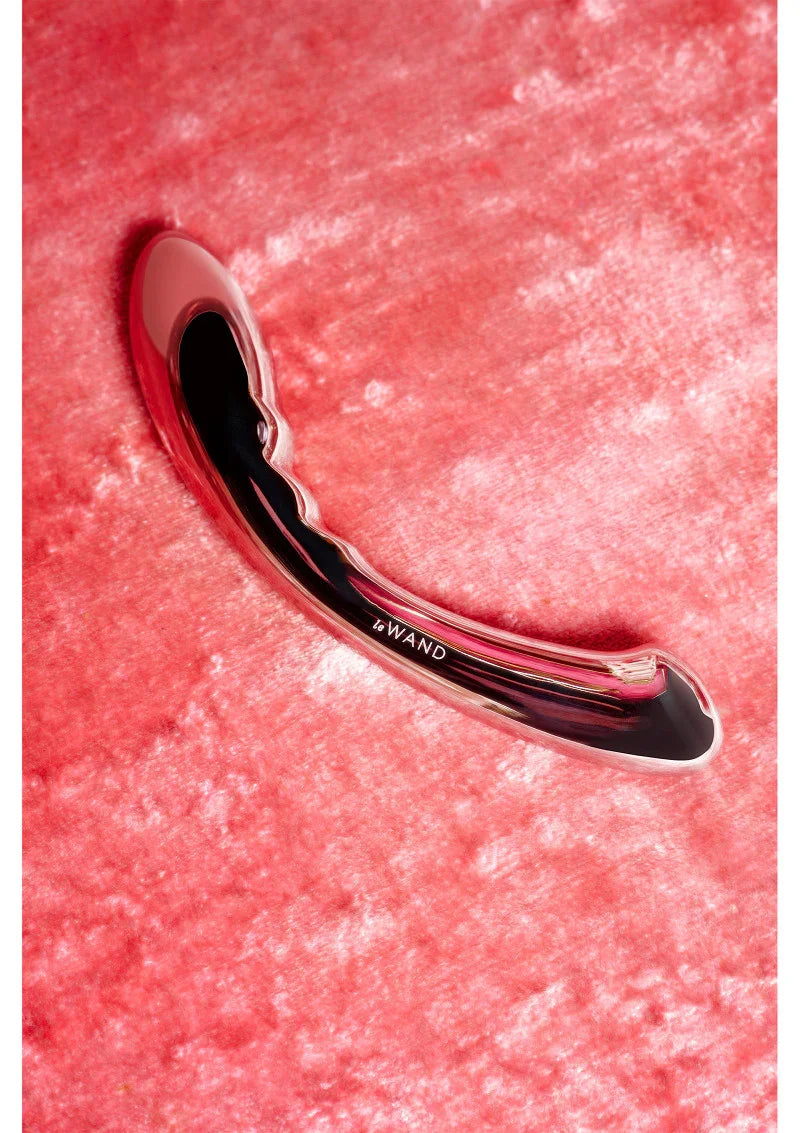 Le Wand Chrome Arch - Happytoys Sexshop: Toys for Feeling Happy & Easy π - Discreet geleverd