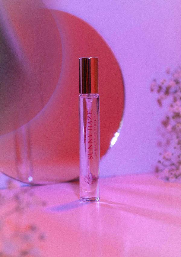 Bestel: Phero Parfum Attract Him 10 ml by Eye of Love - bij Happytoys.nl, happytoys.be, Happytoys.ae: erotische sex webshop | liever Happy dan Easy βββββ