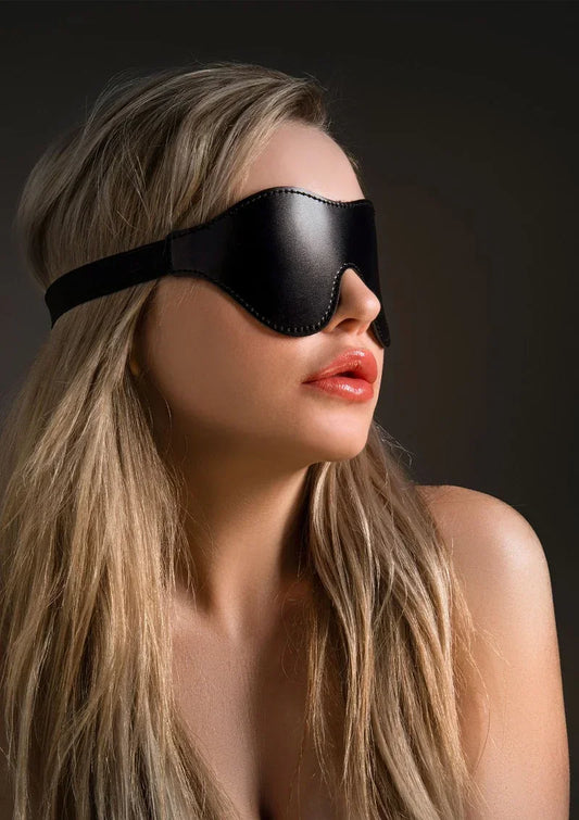 Taboom Bondage Essentials Intense Dark Blindfold - Happytoys Sexshop: Toys for Feeling Happy & Easy 😊 - Discreet geleverd
