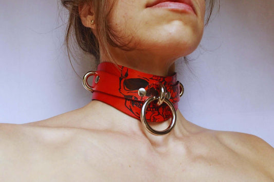 Bold Skull BDSM Collar Leather BDSM Collar for Submissive - Happytoys Sexshop: online sex shop for Feeling Happy & Easy π - Discreet geleverd