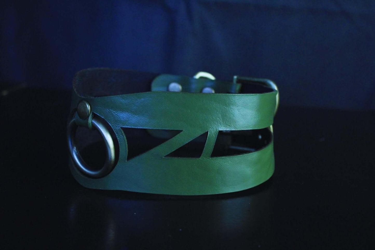 Geometric Green Leather choker Stylish Posture Collar for Play - Happytoys Sexshop: online sex shop for Feeling Happy & Easy 😊 - Discreet geleverd