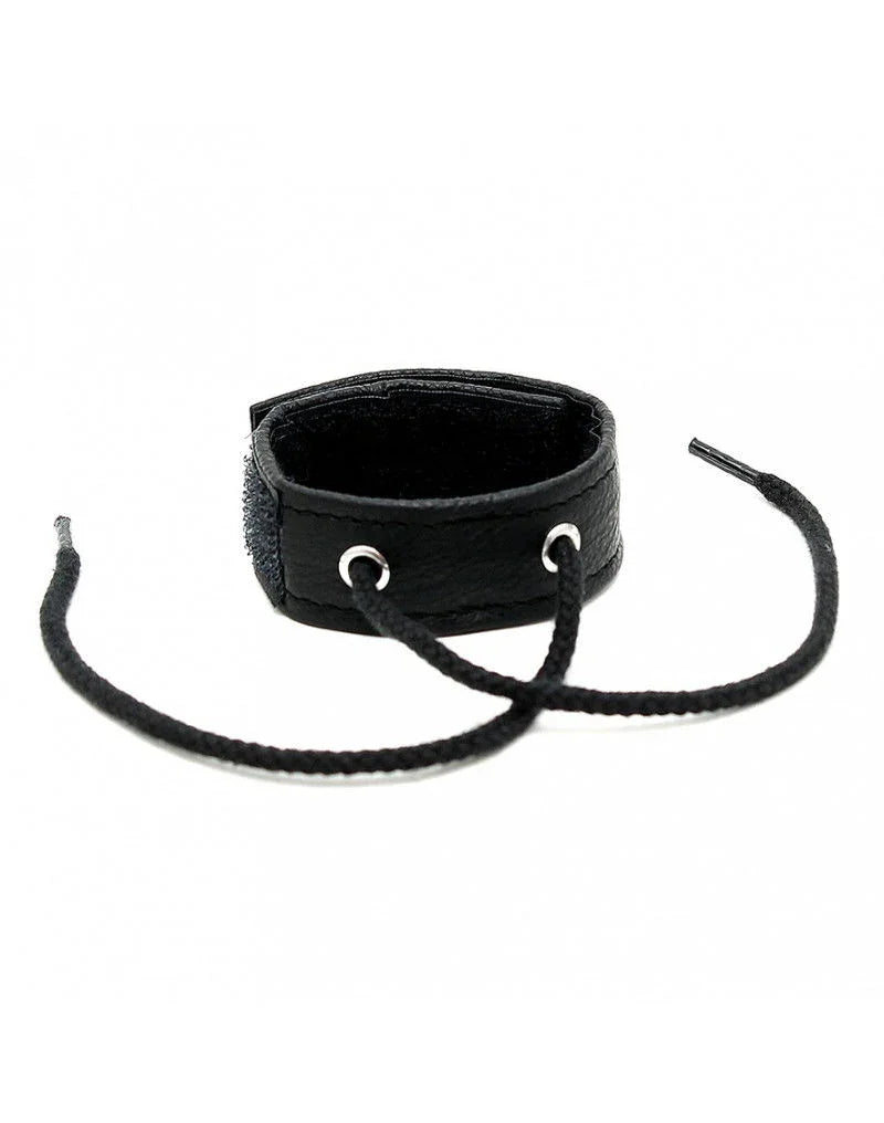Rimba - Penis band met klittenband en veter - Happytoys Sexshop: Toys for Feeling Happy & Easy π - Discreet geleverd