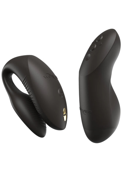 Twee zwarte gebogen vibratorhulzen met gladde buitenkant