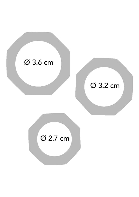 Drie zwarte C-ringen met maten: Ø3,6 cm, Ø3,2 cm en Ø2,7 cm