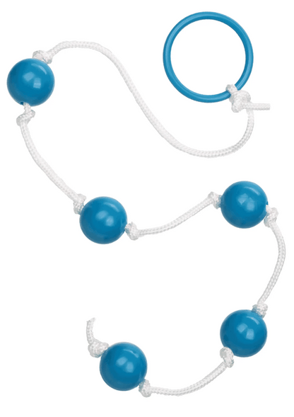 Kleine anale kralen met blauwe ronde kralen op wit koord en blauwe lus