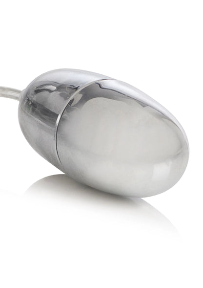 Glanzende zilverkleurige bulletvibrator met ronde vorm en kabelaansluiting