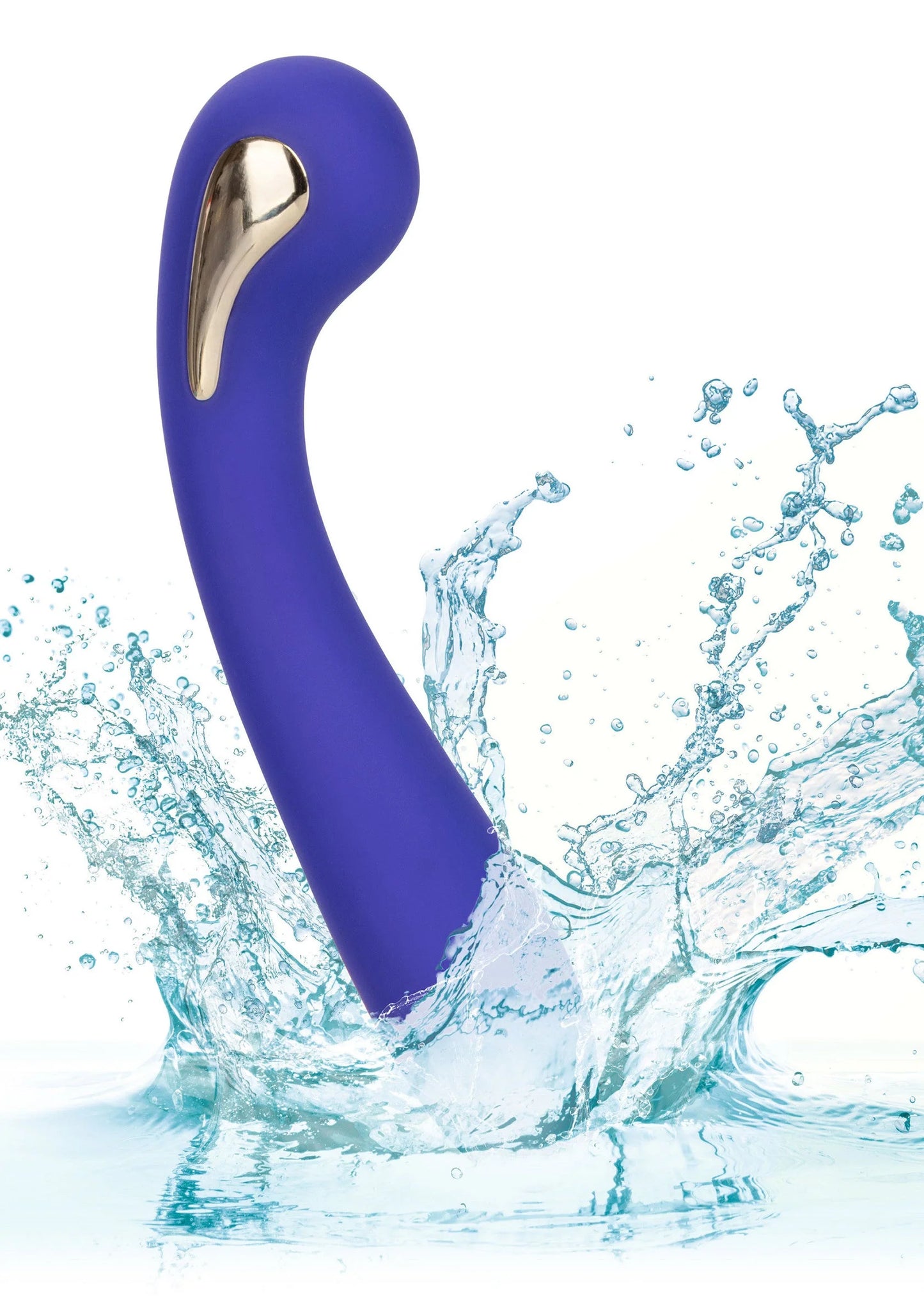 Paarse gebogen wandvibrator met gouden top bij waterspatten