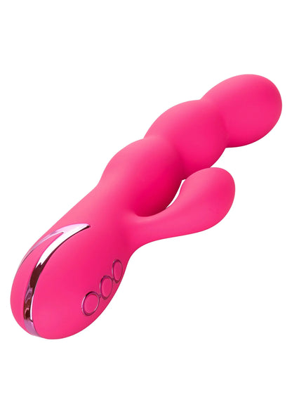 Roze siliconen vibrator met afgeronde kop en kleine knopjes aan de onderzijde.