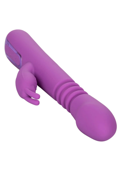CalExotics konijnvibrator paars, schuine zijaanzicht met ribbels en brede afgeronde kop