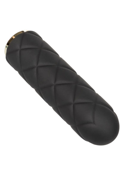 Zwarte gestikte mini-vibrator, schuin zijaanzicht met metalen uiteinde