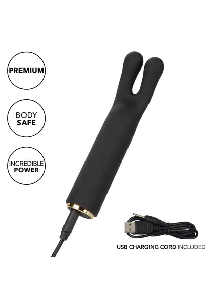Zwarte V-vormige vibrator met USB-oplaadkabel en bijbehorende stekker