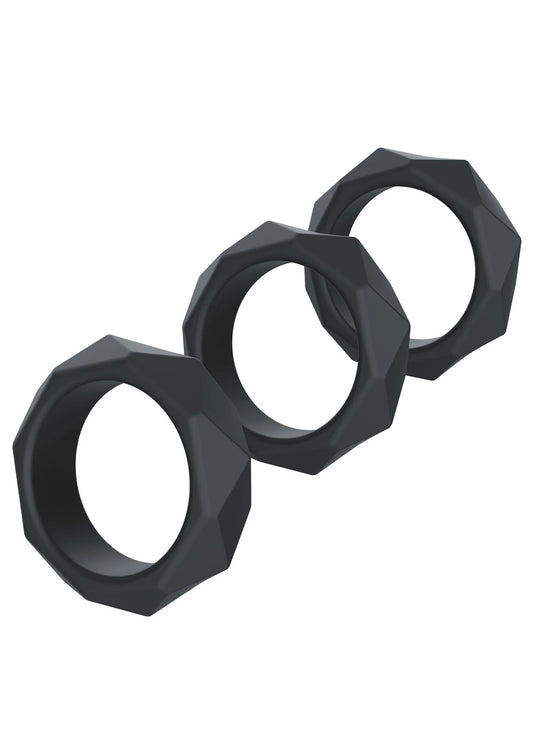 Extreme zware C-ring set van Hidden Desire: drie zwarte, facetrandige ringen.