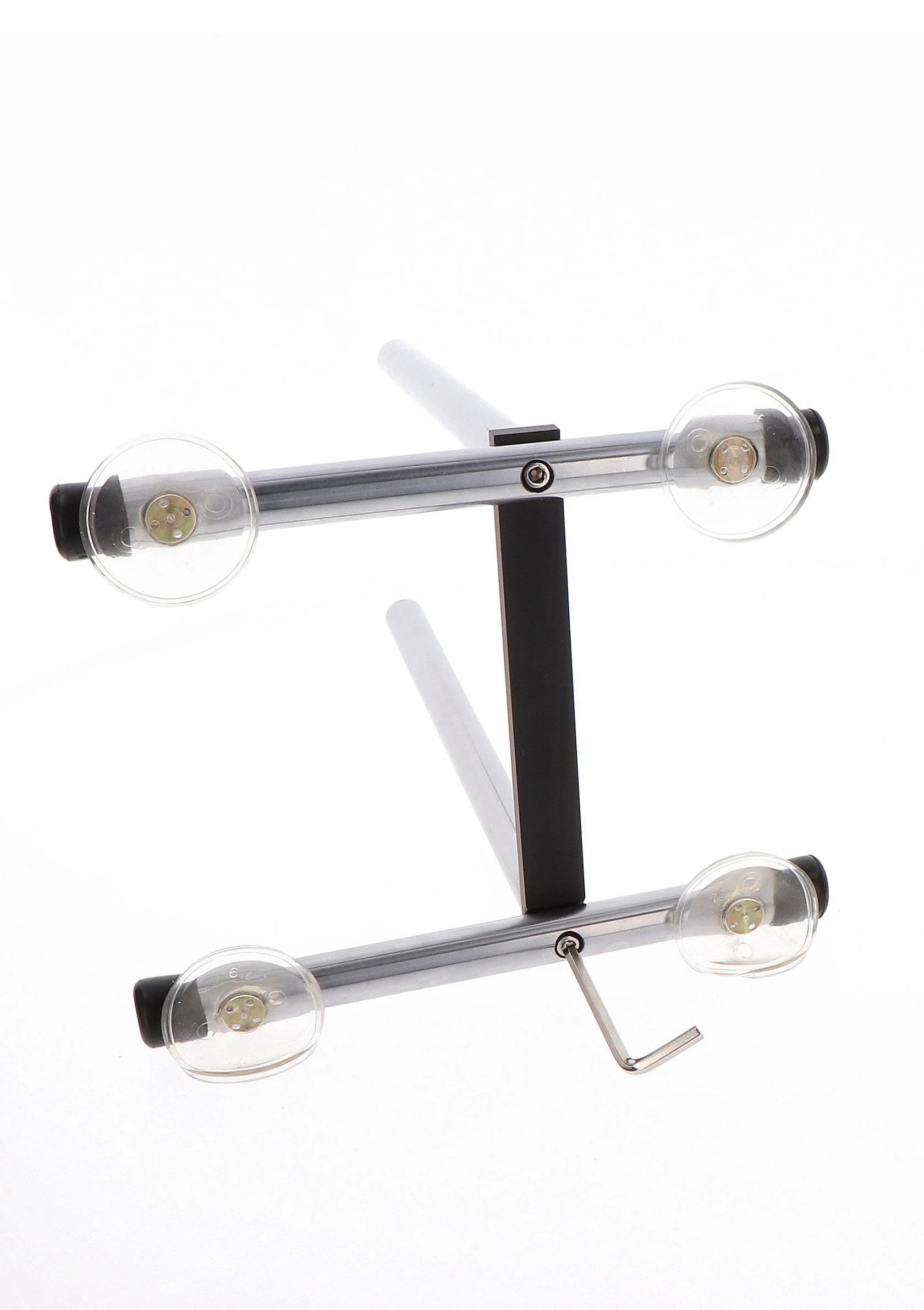 Seks-machine met zwart frame, metalen stangen en zuignappen