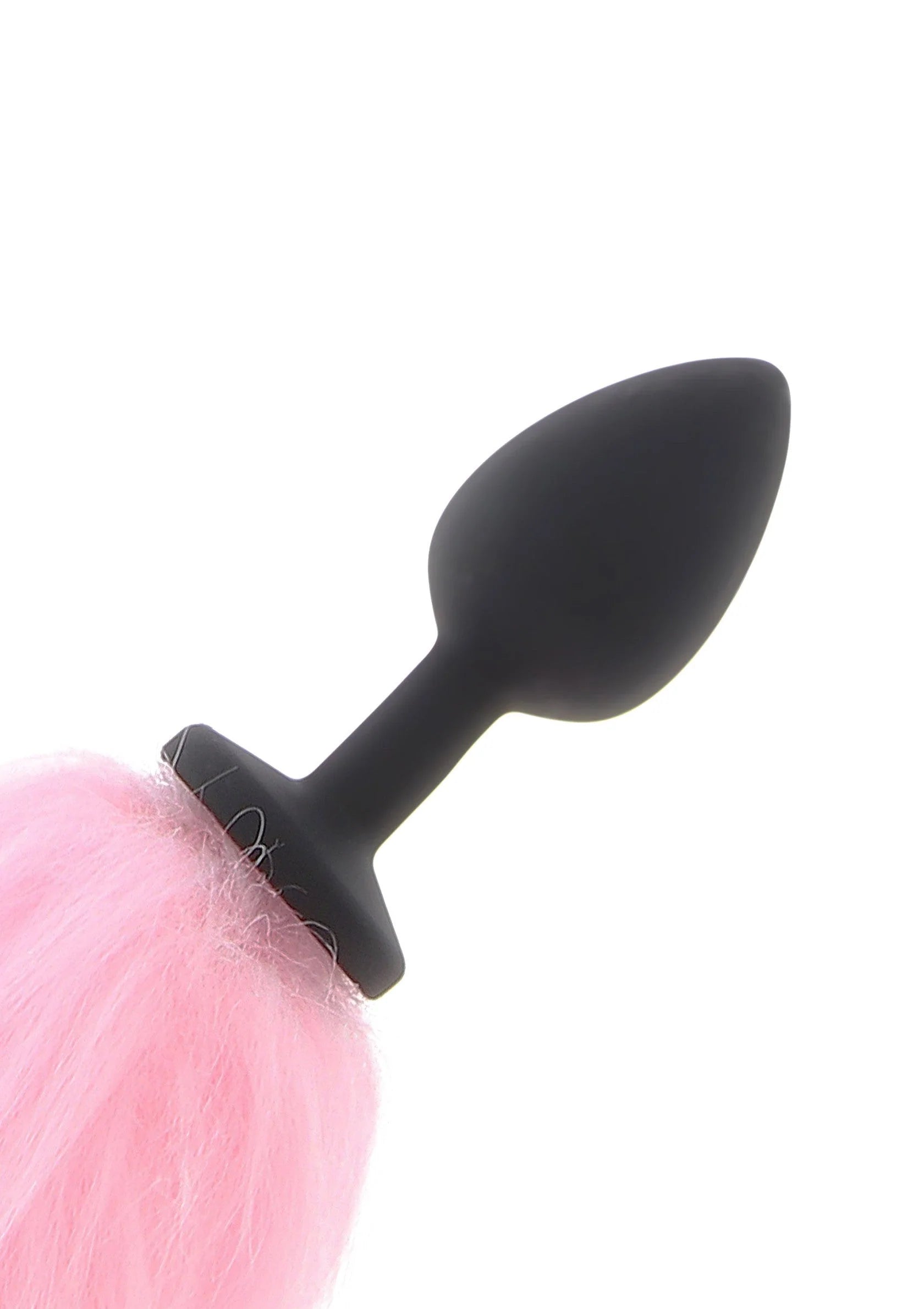 Zwarte buttplug met roze pluizige eenhoornstaart, productbeeld op witte achtergrond