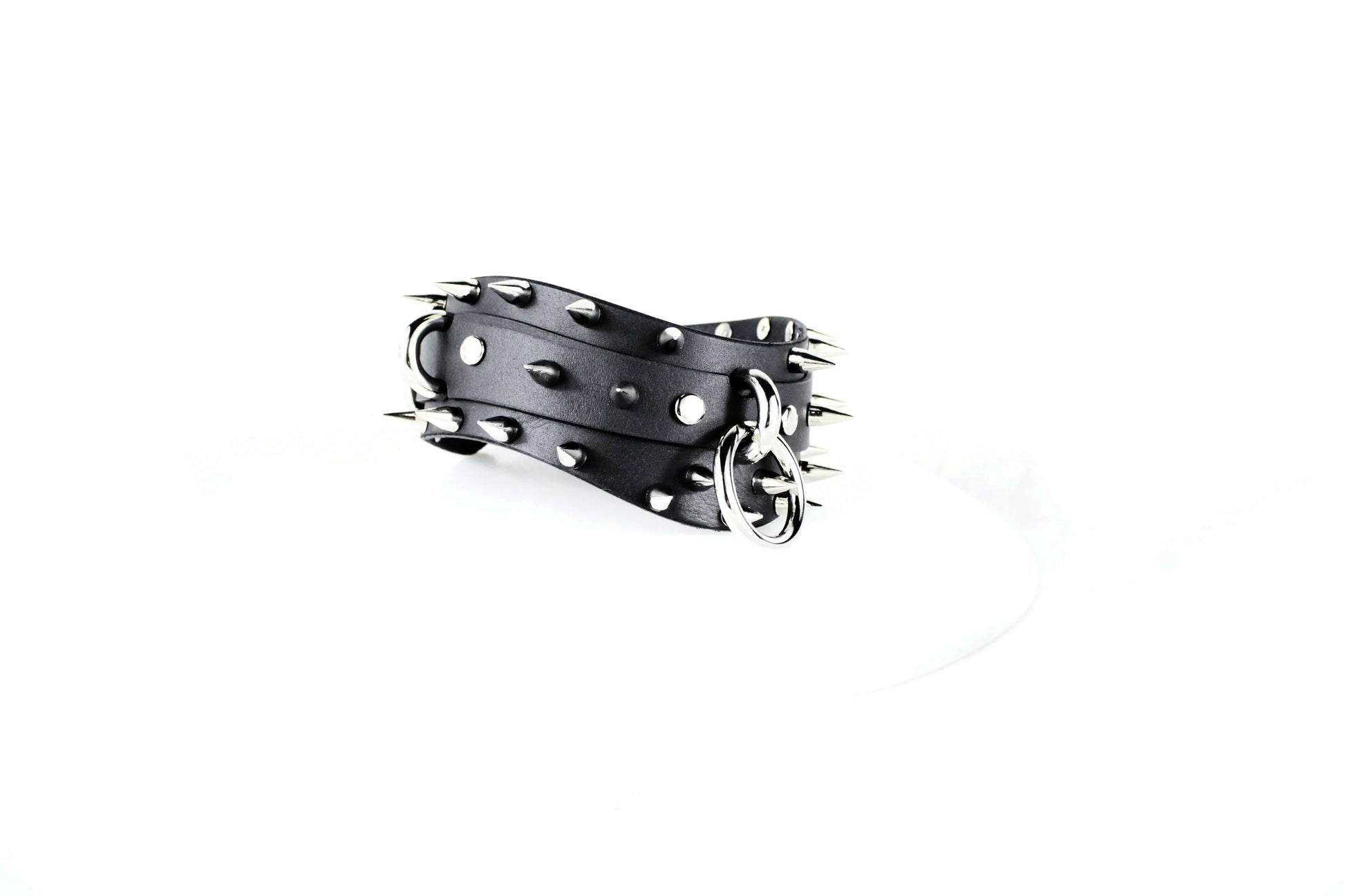 Spiked BDSM Collar – Leather BDSM Choker Gothic Posture Collar - Happytoys Sexshop: online sex shop for Feeling Happy & Easy 😊 - Discreet geleverd
