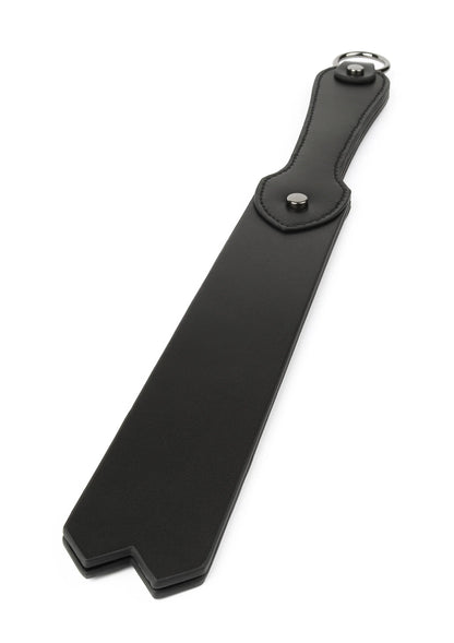 Dubbel-laags leren slapper met metalen ring en drukknop, zwart