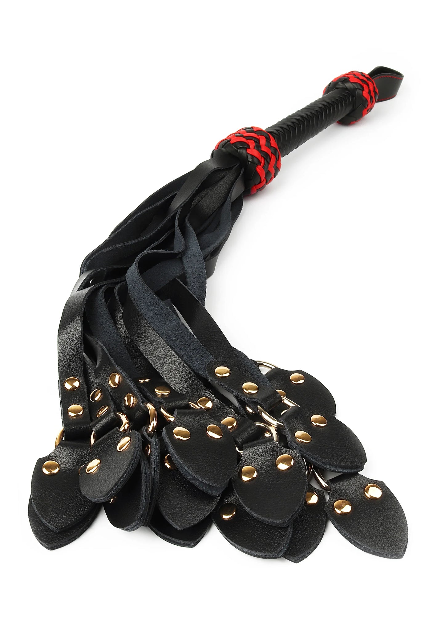 Zwarte leren zweep met negen staarten en metalen studs, rood koorddetail bij de greep