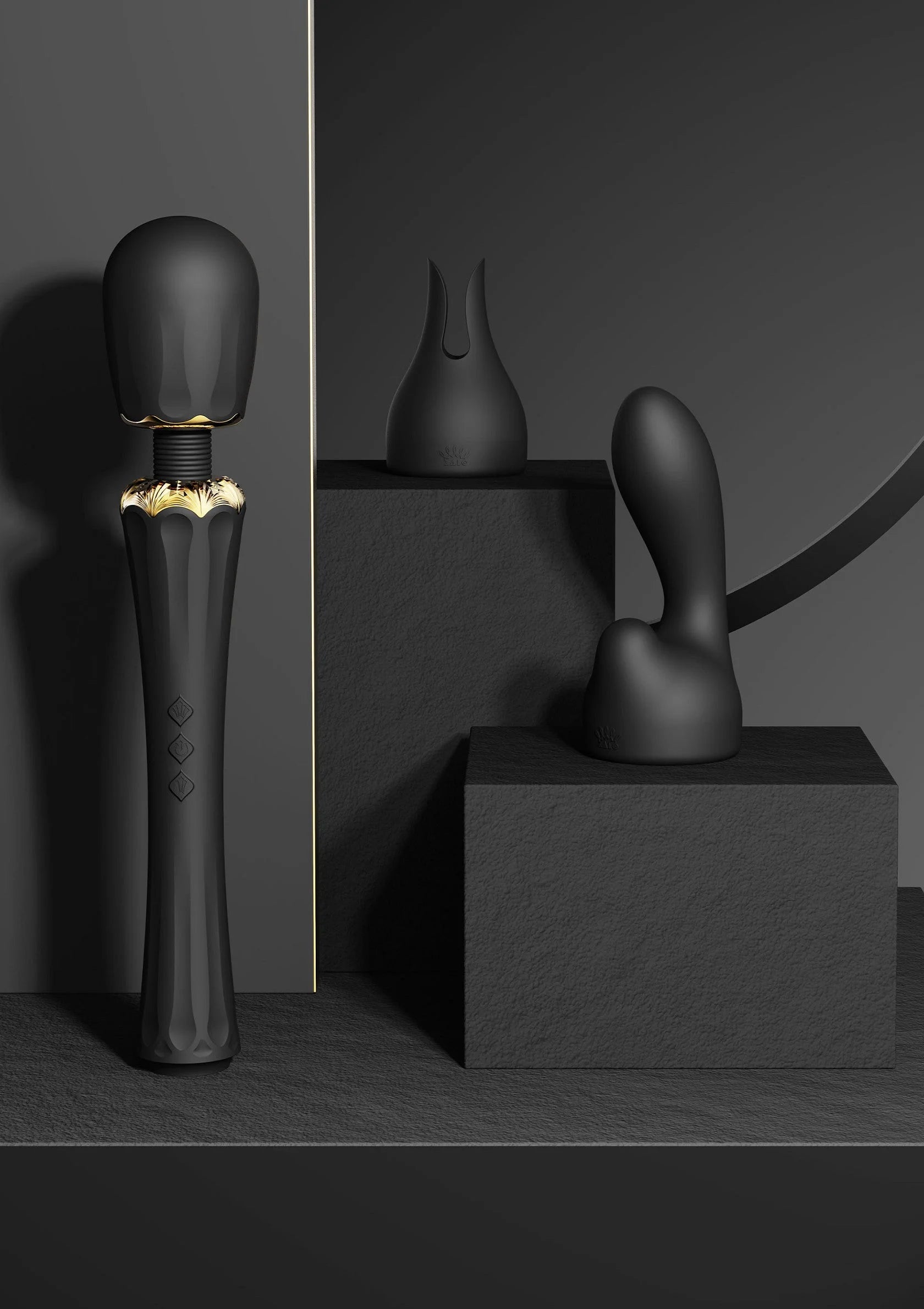 Zalo wandvibrator, zwarte staaf met gouden kraag bij de kop
