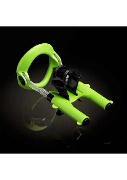 Groene vergroottool in close-up met zwarte klem en U-vormige ring