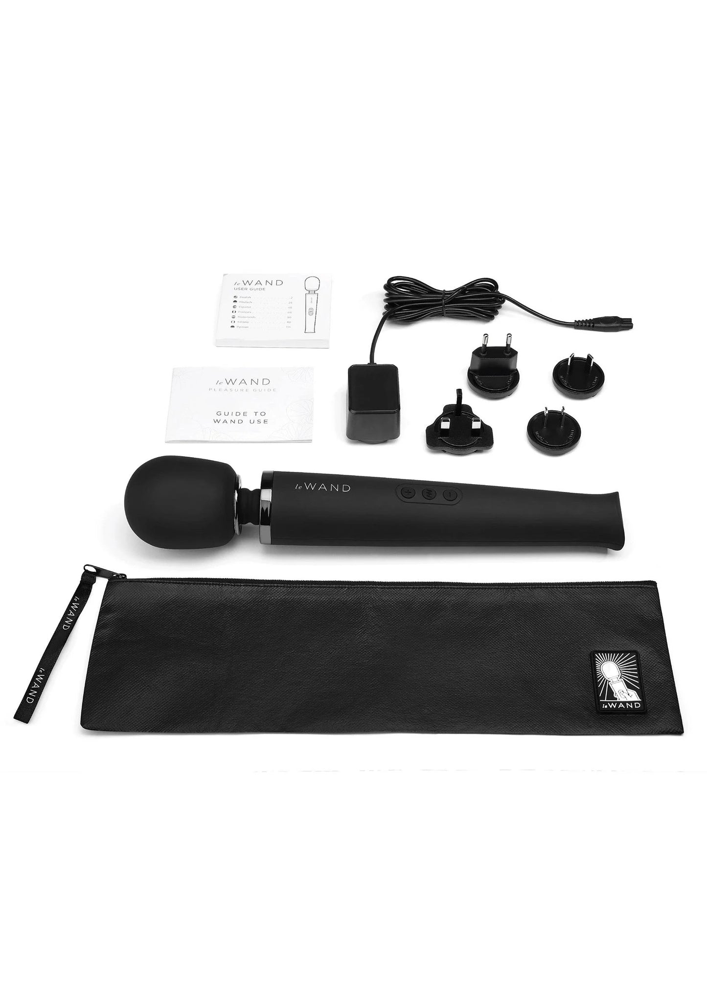 Le Wand oplaadbare massager set: zwarte toestel, handleiding, lader, opzetstukken en opbergtas
