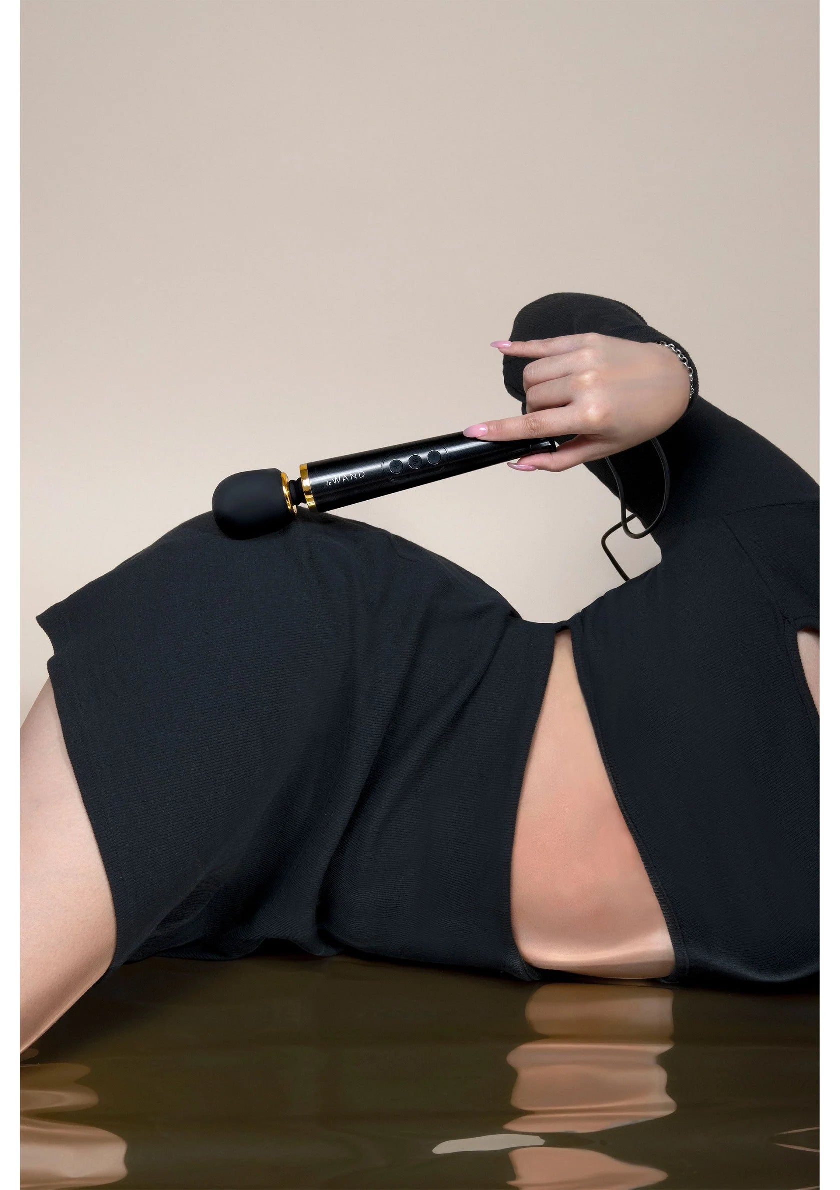 35303_BLACK_09 | bestel discreet online bij Happytoys, de erotische webshop geleid door een vrouw.