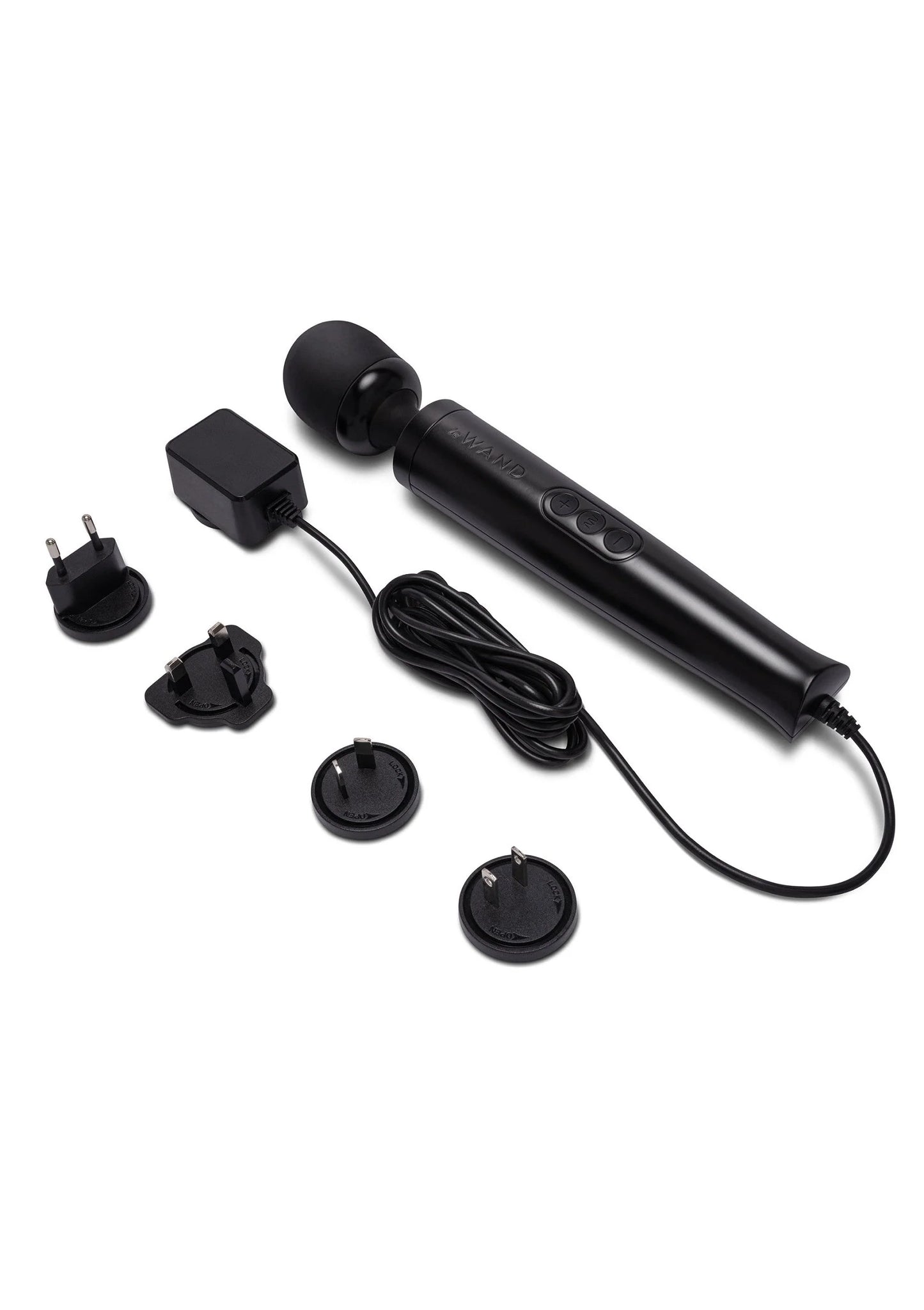 Zwarte vibrerende massager met opzetkop, netsnoer en meerdere stekkeradapters