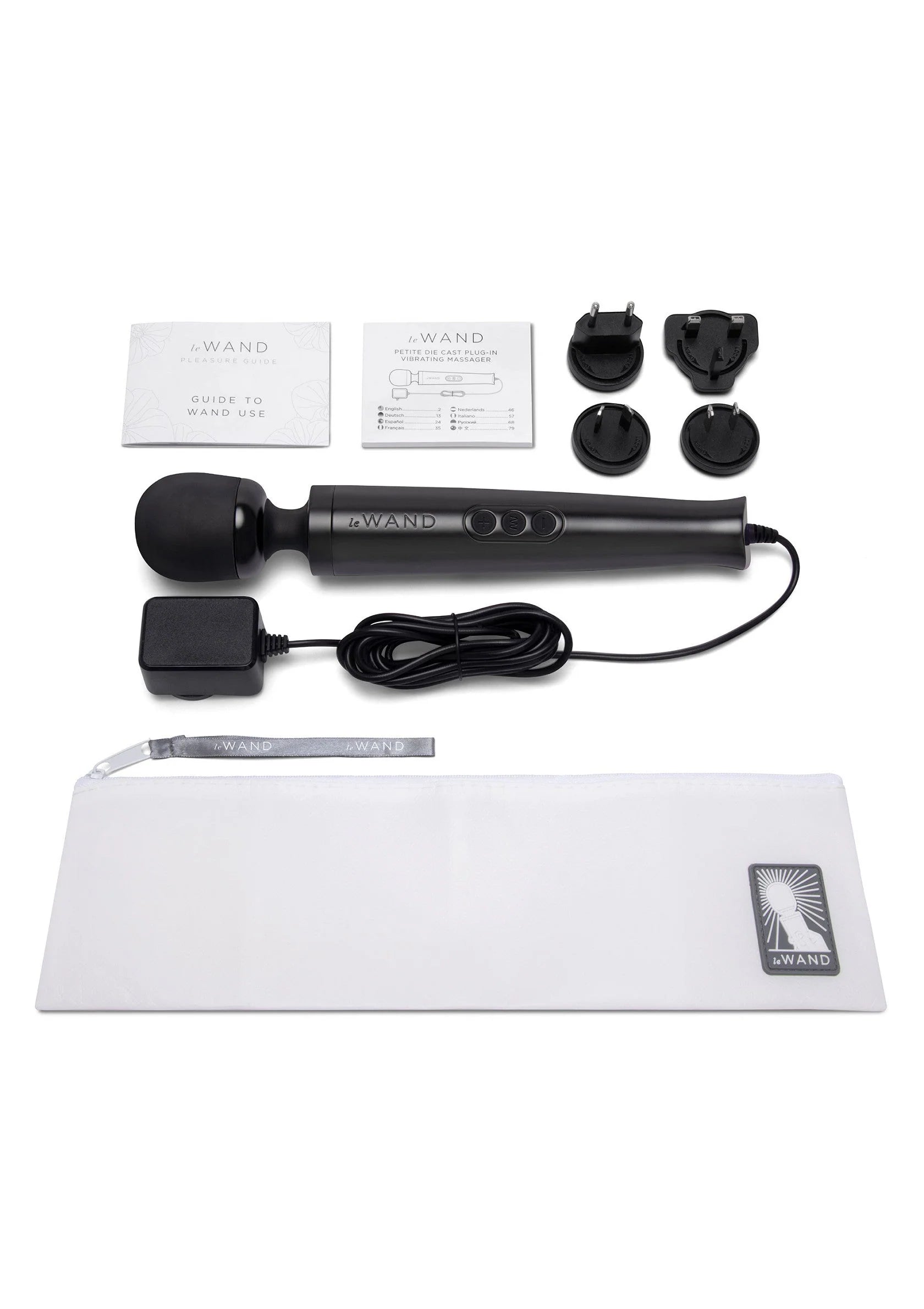 Zwarte vibrerende massager set met opbergetui, snoer, stekkers en handleidingen