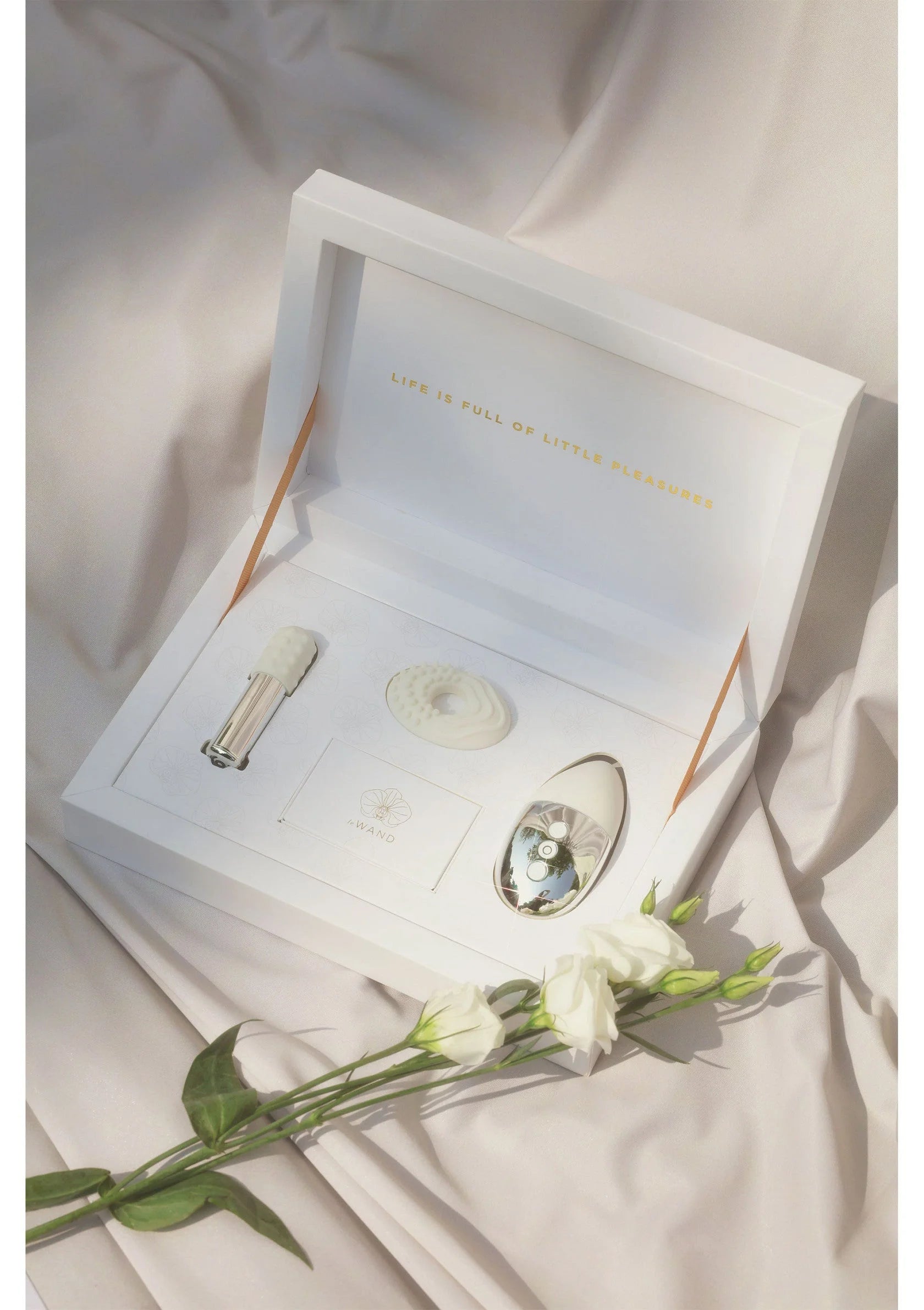 35328_WHITE_025 | bestel discreet online bij Happytoys, de erotische webshop geleid door een vrouw.