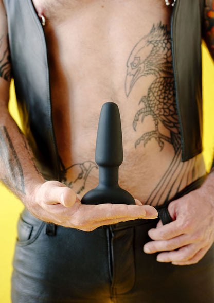 Rimming Plug 2 with remote control by B-Vibe