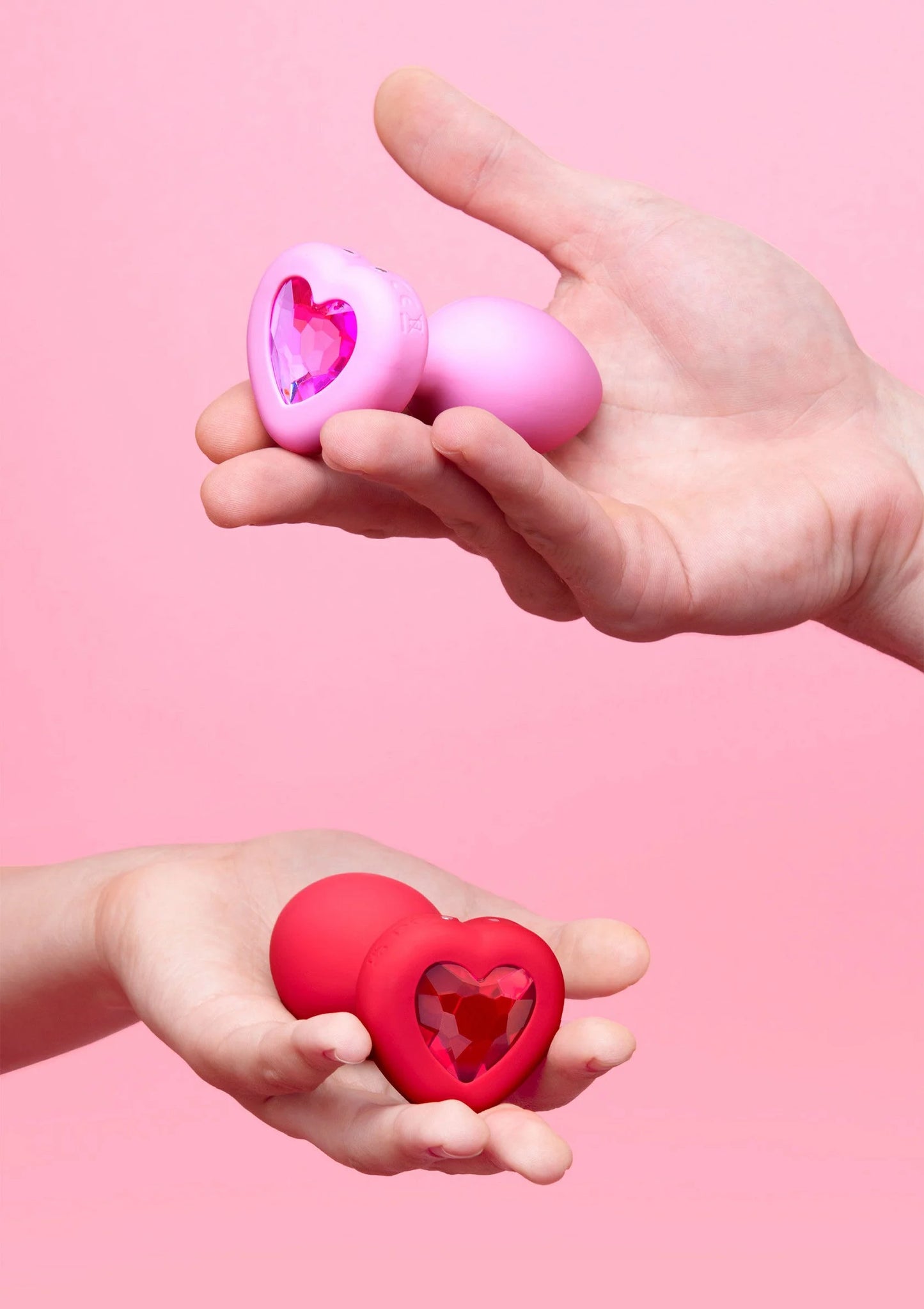 35455_RED_011 | bestel discreet online bij Happytoys, de erotische webshop geleid door een vrouw.