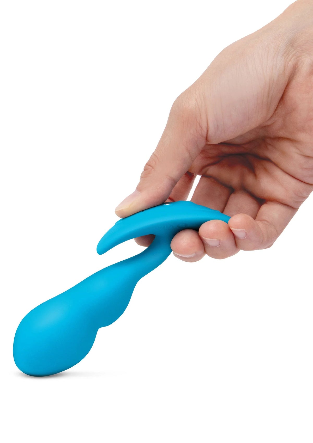 Blauwe P-spot plug met korte staart en vingergreep, vastgehouden in hand