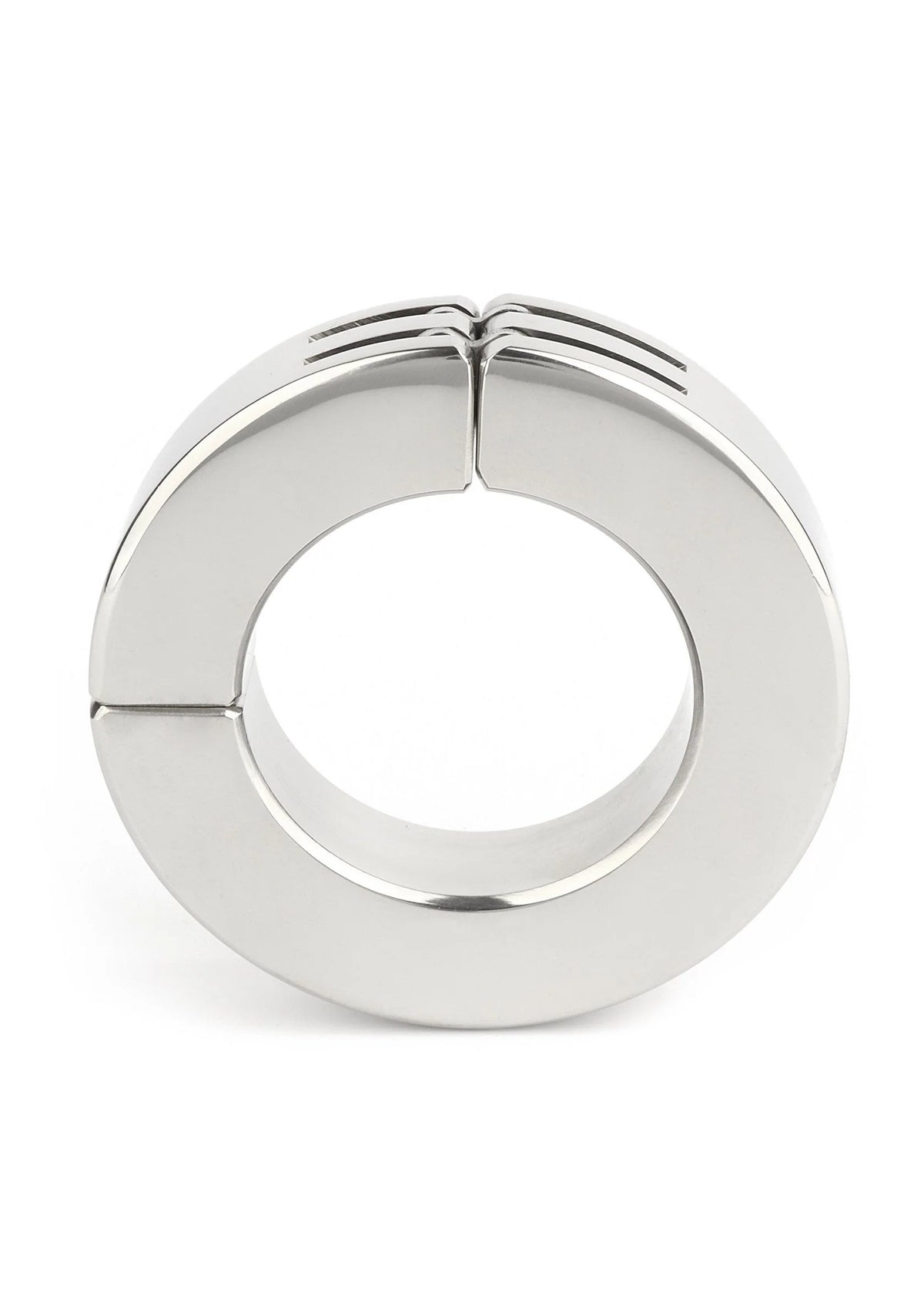 Zilverkleurige cockring van metaal met centrale scharniernaad