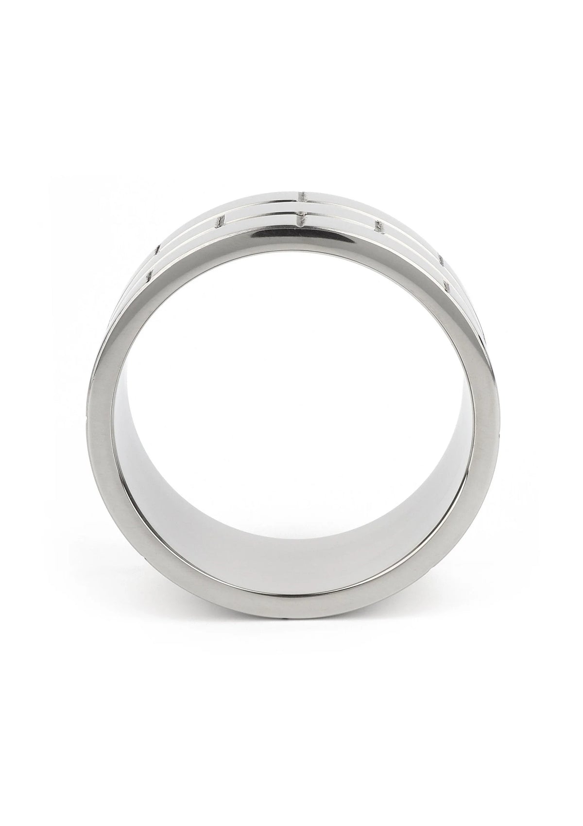 C-ring van zilverkleurig staal met kleine noppen langs de rand.