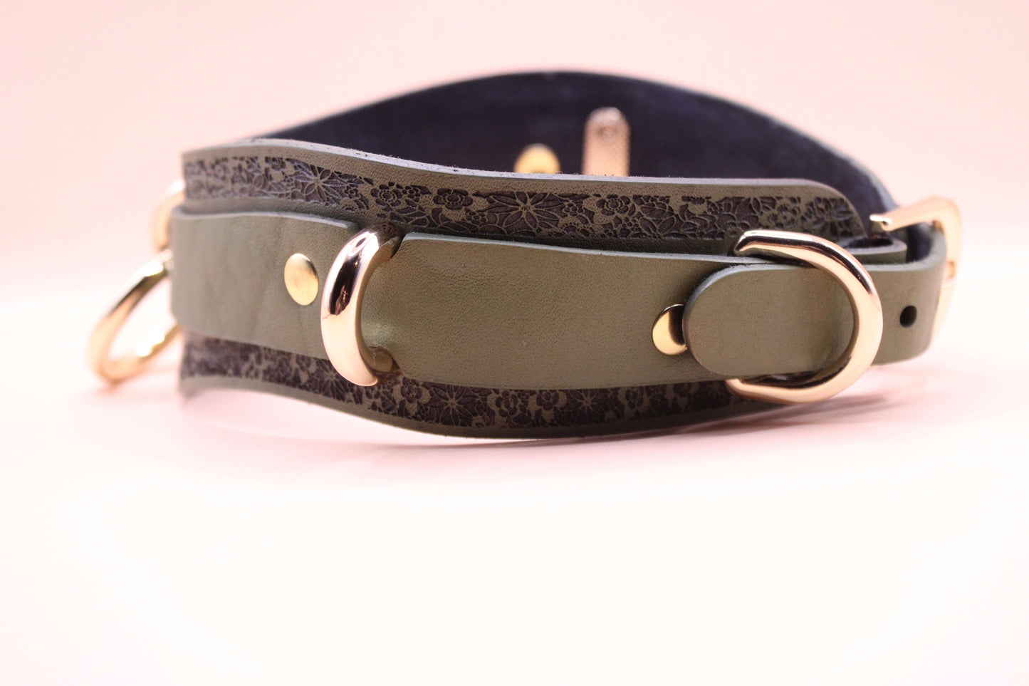 Submissive Necklace Avocado Green Leather Choker | Discreet Day Collar