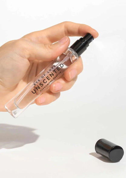 Bestel: Pheromone Attract Her 10 ml - bij Happytoys: de erotische sex webshop | liever Happy dan Easy ⭐⭐⭐⭐⭐