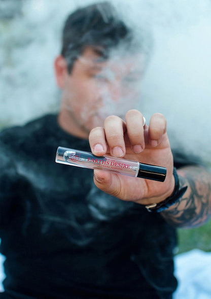 Bestel: Phero Parfum Attract Her 10 ml - bij Happytoys: de erotische sex webshop | liever Happy dan Easy ⭐⭐⭐⭐⭐