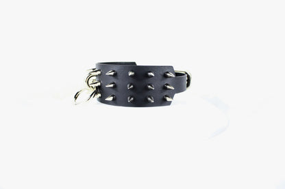 Black Spiked BDSM Collar – Leather Submissive Collar with O-Ring - Happytoys Sexshop: online sex shop for Feeling Happy & Easy 😊 - Discreet geleverd