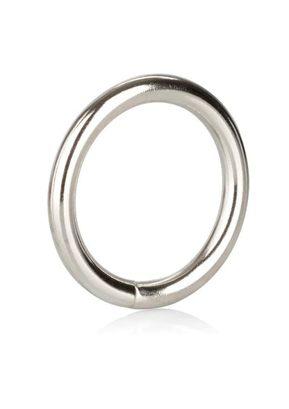 Silver Ring - Medium by CalExotics - Happytoys Sexshop: Toys for Feeling Happy & Easy 😊 - Discreet geleverd