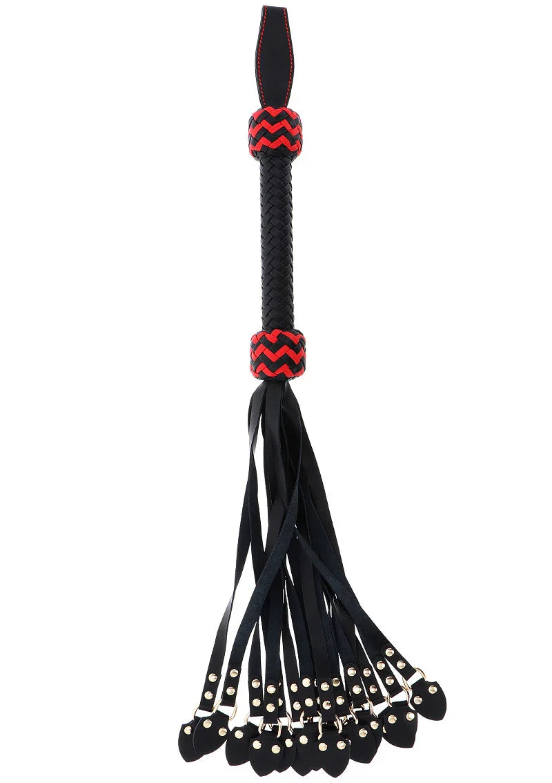 Masters Real Leather Cat-o-Nine Whip by Hidden Desire - Happytoys Sexshop: Toys for Feeling Happy & Easy 😊 - Discreet geleverd